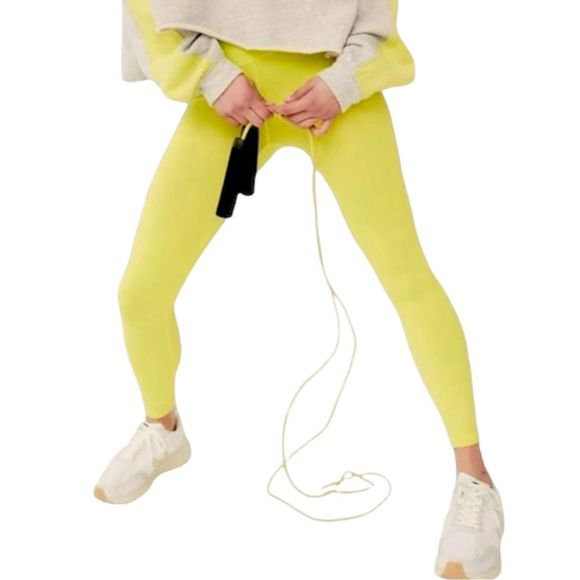 ⚠️SOLD-MC-2/2/24⚠️ Free People Movement Good Karma Leggings - Picture 2 of 11